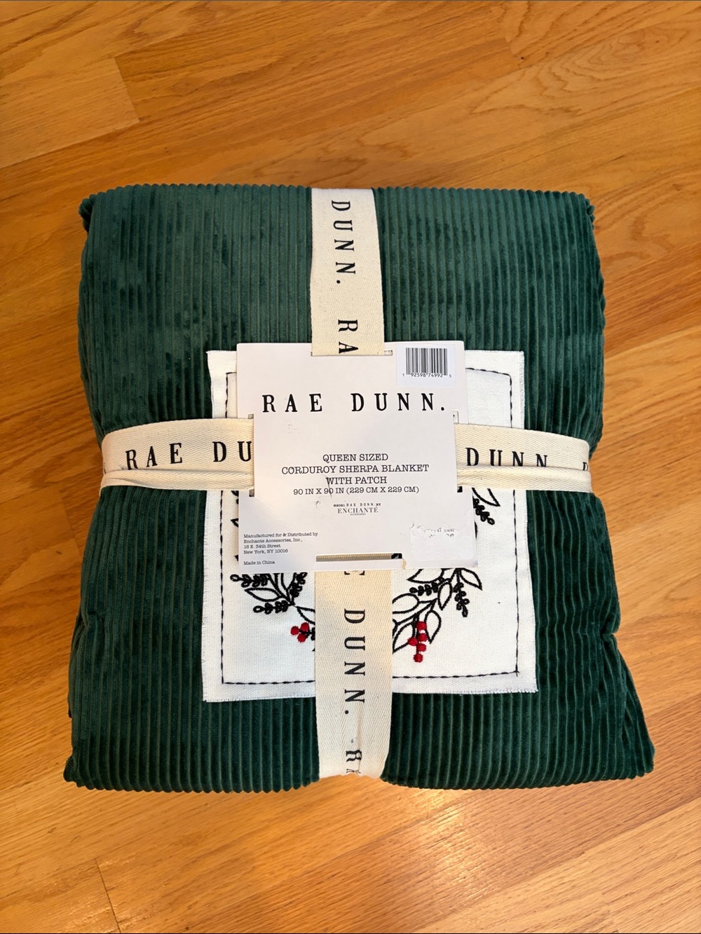 Rae Dunn Queen Corduroy Sherpa Blanket NWT Green corduroy peace on earth